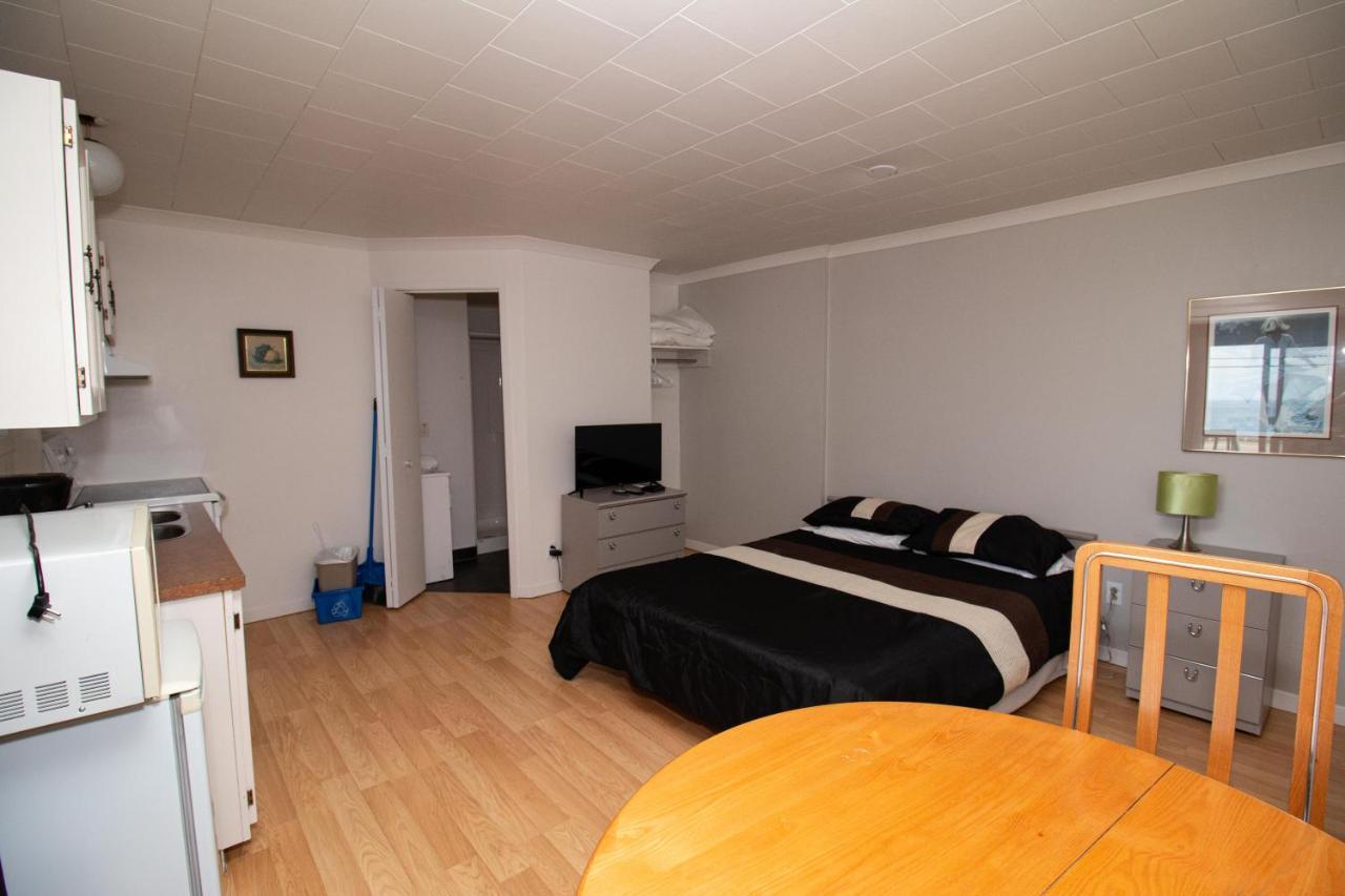 De La Motel